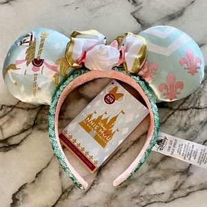 Disney The Main Attraction King Arthur’s Carousel Minnie Ears